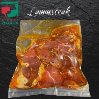 Lamm-Steak eingelegt