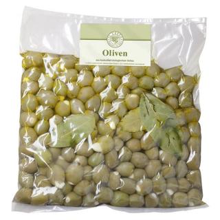 Oliven mit Knoblauch gefüllt